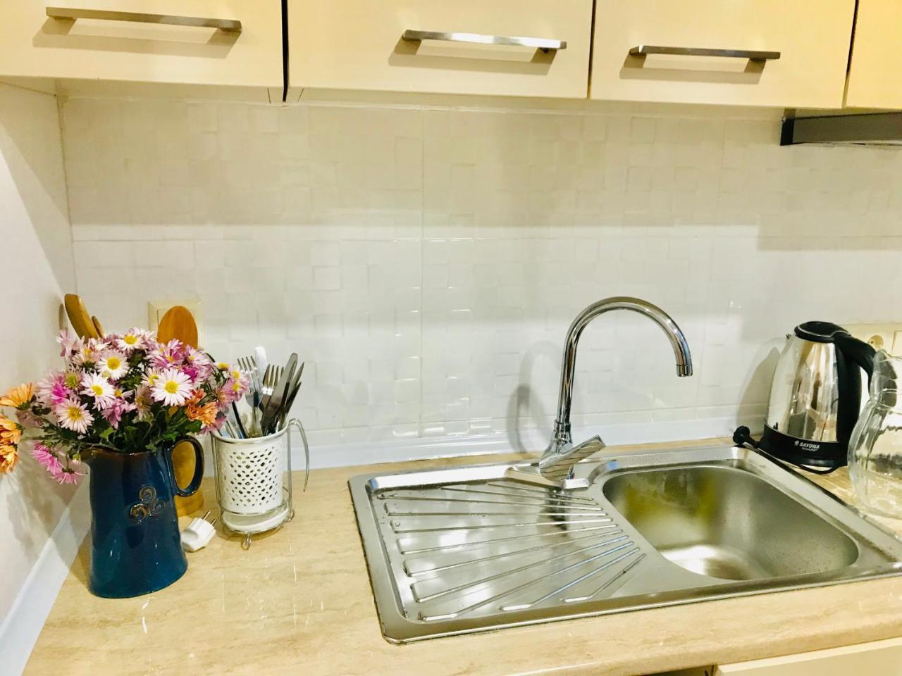 Cozy Konka Apartments Тбилиси Екстериор снимка